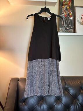 DKNY Black Sleeveless Shift Dress